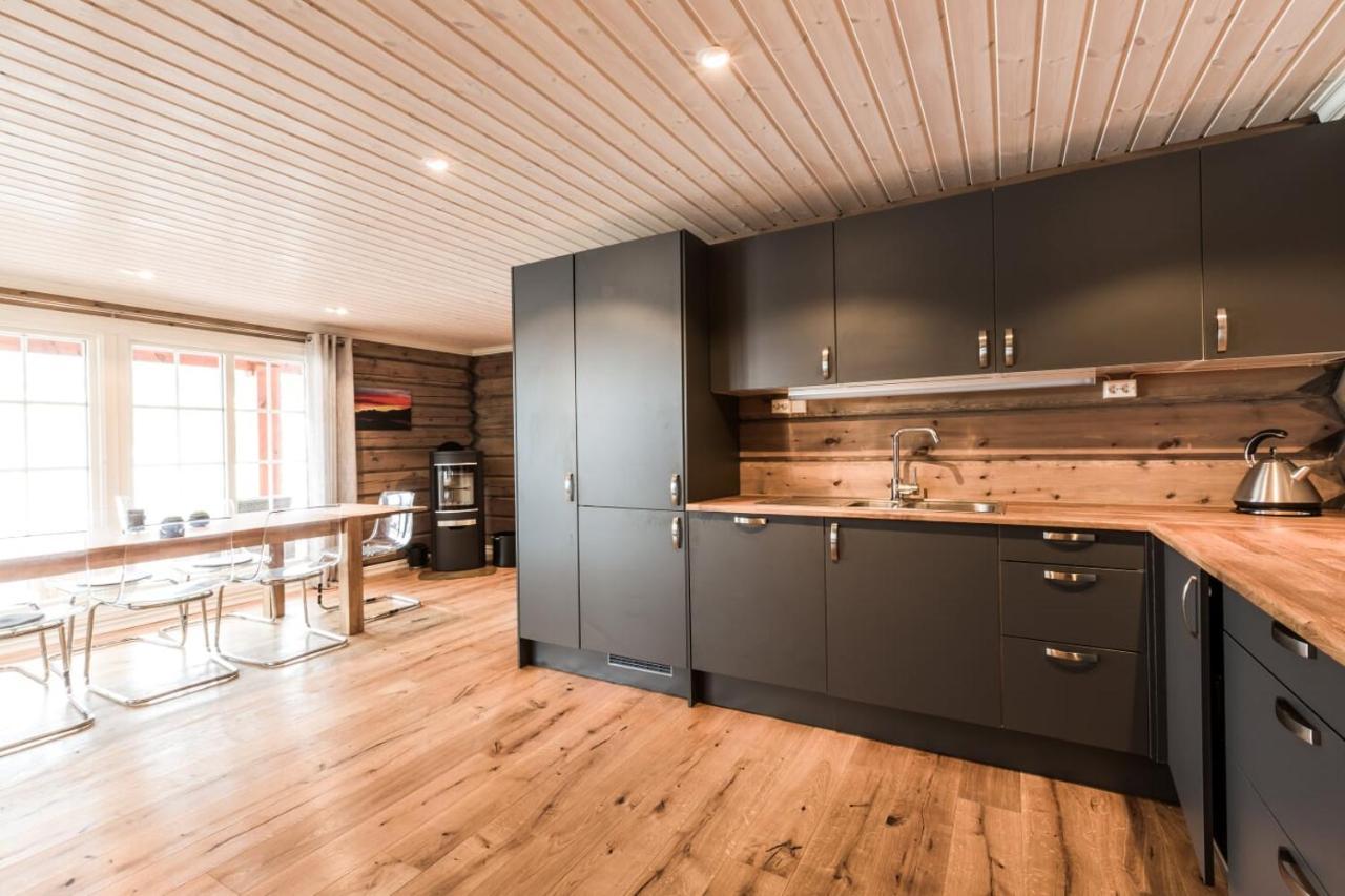 Lake View Apartment 4 Bedrooms Brunstad Esterno foto